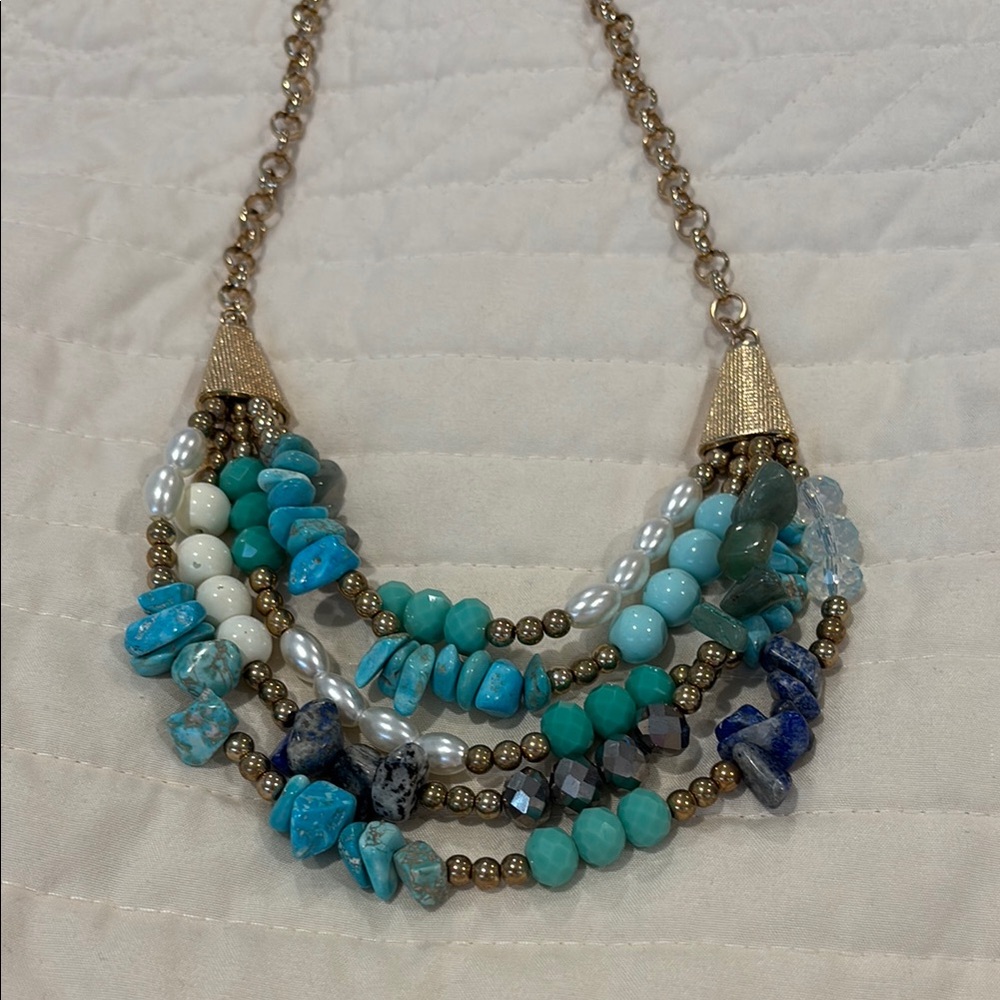 Elegant Multi-Color Beaded Necklace - Picture 3 of 7